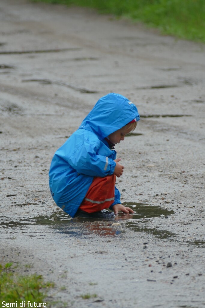 children-playing-2510896